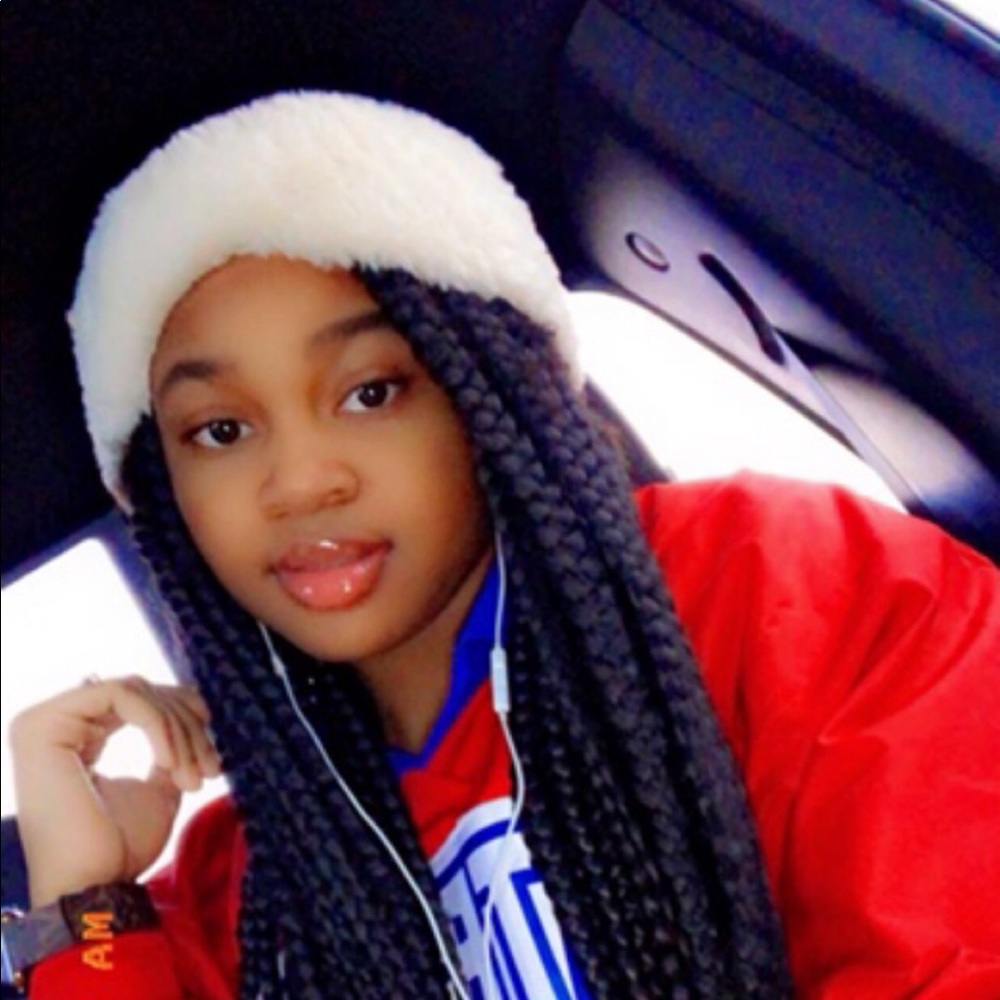 Meet your Posher, Jakayla